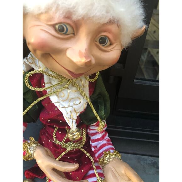 Large Poseable Elf Doll Christmas Decor 34" - Picture 5 of 7